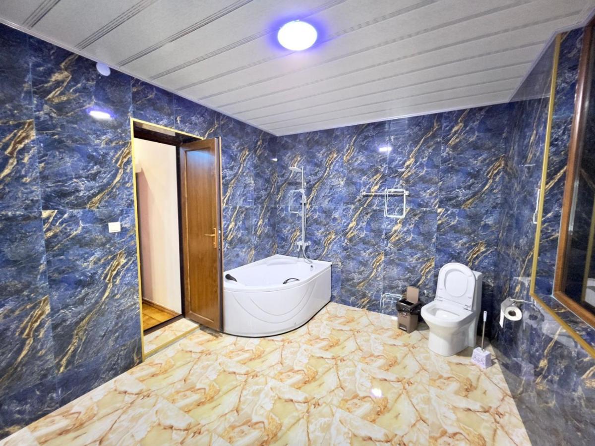Hotel Royal كوتايسي المظهر الخارجي الصورة
