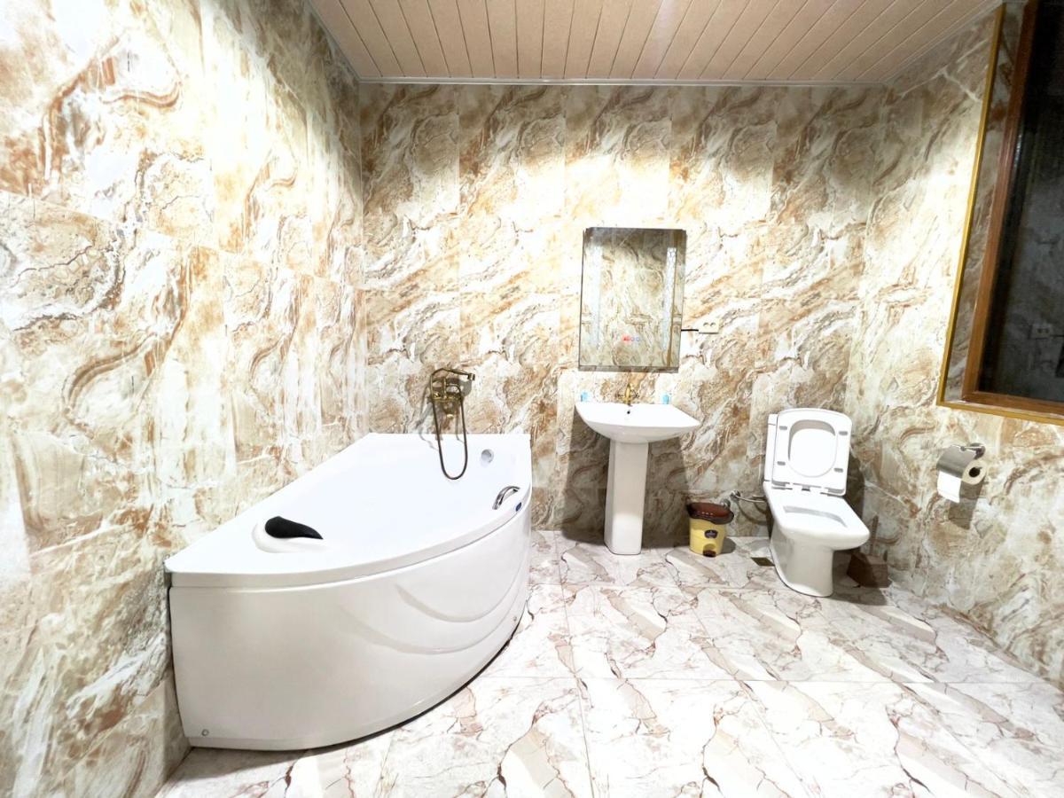 Hotel Royal كوتايسي المظهر الخارجي الصورة